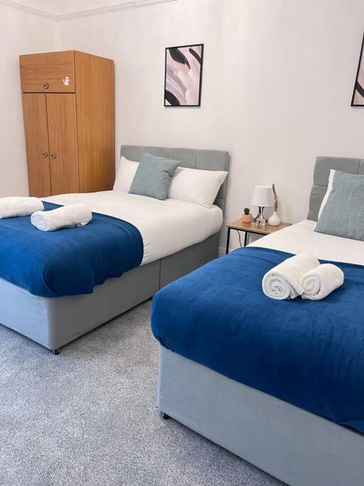 Spacious 3 Bed Flat - Beach Nearby - No Pets Southend-on-Sea Kültér fotó