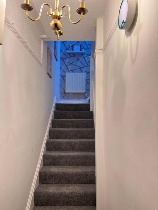 Spacious 3 Bed Flat - Beach Nearby - No Pets Southend-on-Sea Kültér fotó